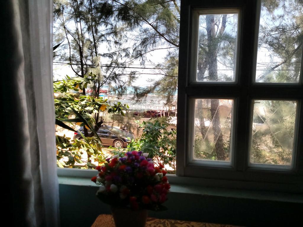 Nguyet Anh Guesthouse Lang Co Luaran gambar