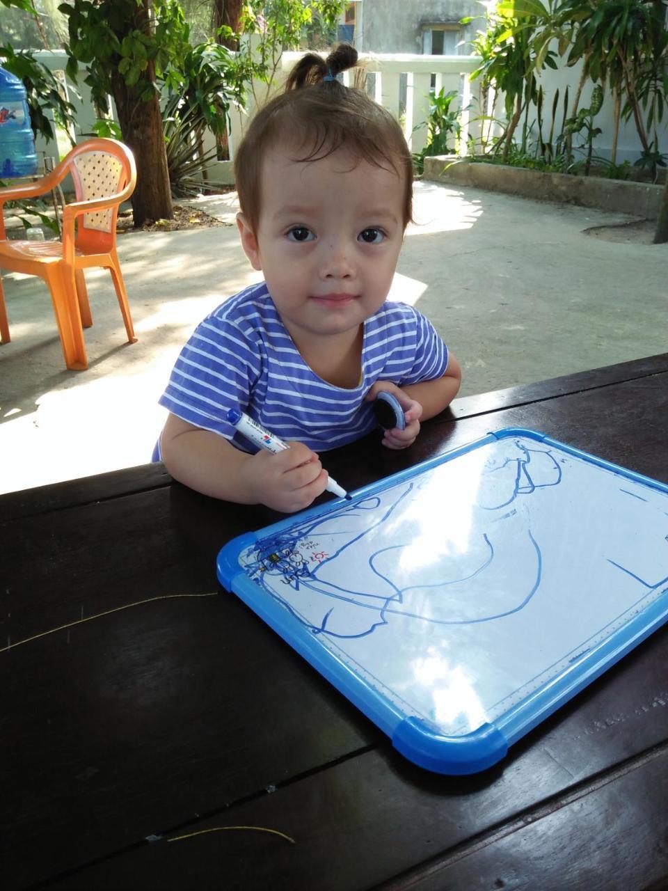 Nguyet Anh Guesthouse Lang Co Luaran gambar