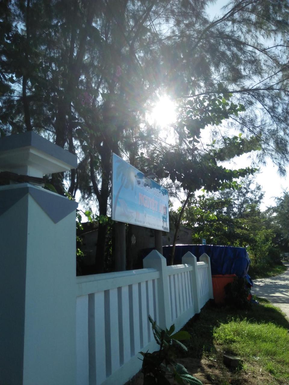 Nguyet Anh Guesthouse Lang Co Luaran gambar