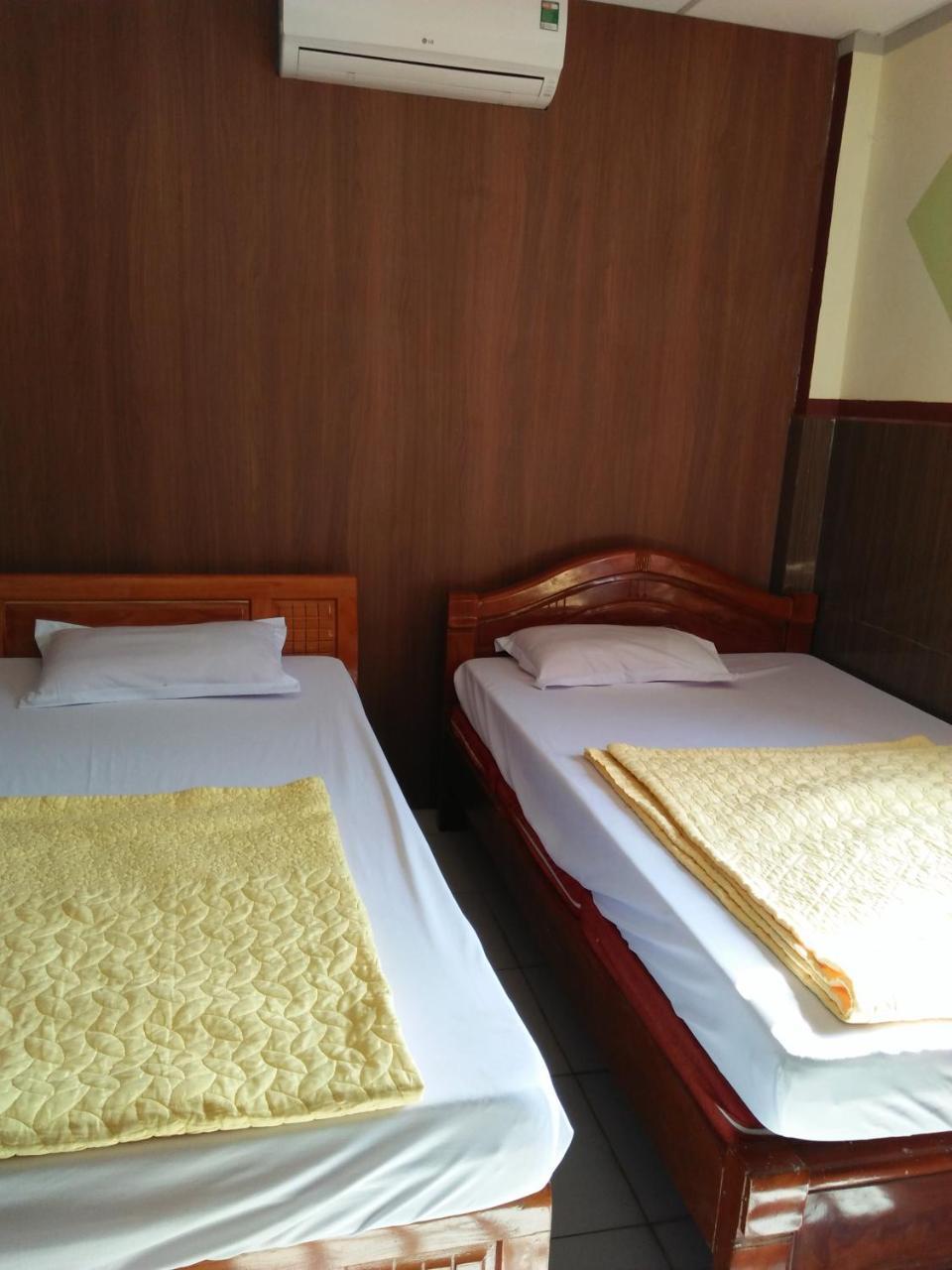 Nguyet Anh Guesthouse Lang Co Luaran gambar