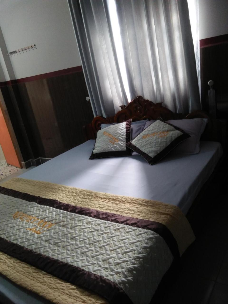 Nguyet Anh Guesthouse Lang Co Luaran gambar